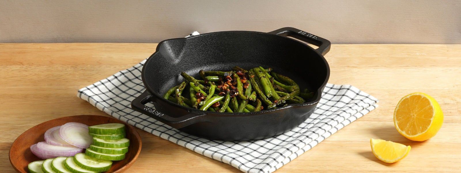 What is the best way to clean cast iron cookware? - PotsandPans India