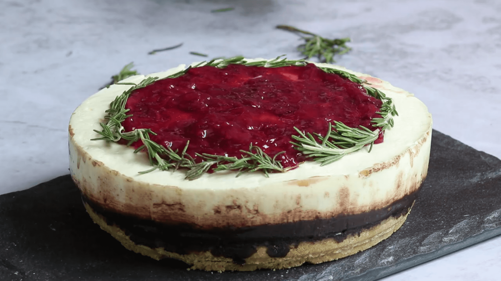 Baked Strawberry Chocolate Cheesecake - PotsandPans India