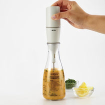 Meyer Salad Chef - A Salad Dressing Maker